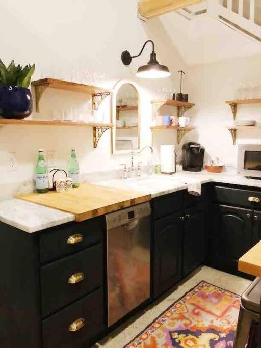 Liz Lane Cottage- Entire Guesthouse Charleston Dış mekan fotoğraf